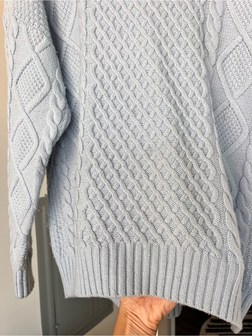 Aritzia Sunday Best Heritage Knit Merino Wool Crew Sweater Light Blue Size XS - Picture 4 of 10
